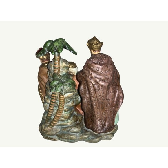Avon Holiday Treasures Blessed Visitors Kings Nativity Scene Figurine Decoration - Picture 5 of 9